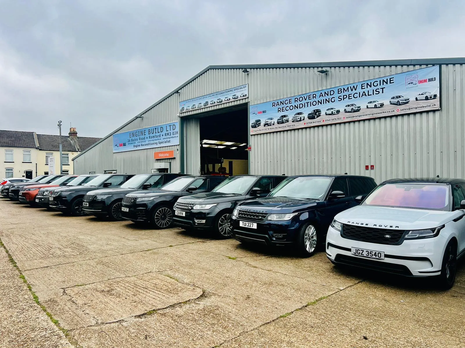 range rover velar engine price